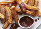 طرز تهیه بامیه شکلاتی؛ شیرینی خوشمزه برای افطار