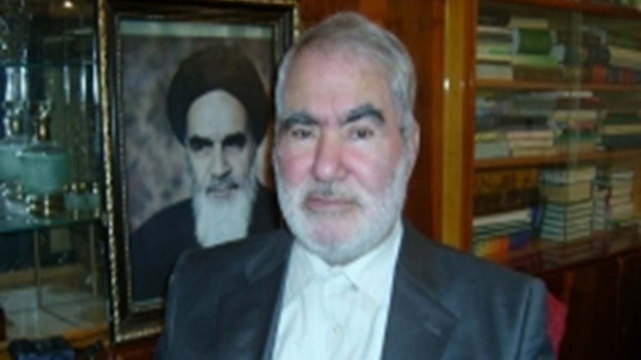 تحقیر و شکنجه به جرم حمایت از امام